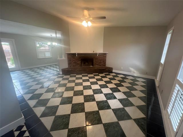 Foto del edificio - 2103 Newbury Dr