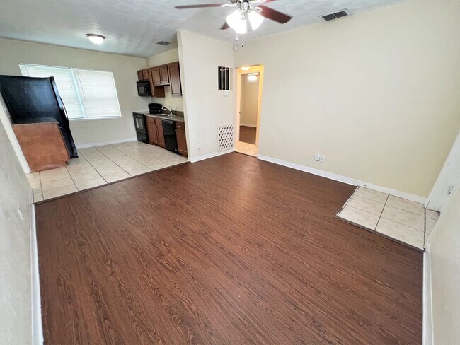 Foto del edificio - 465 56th St N