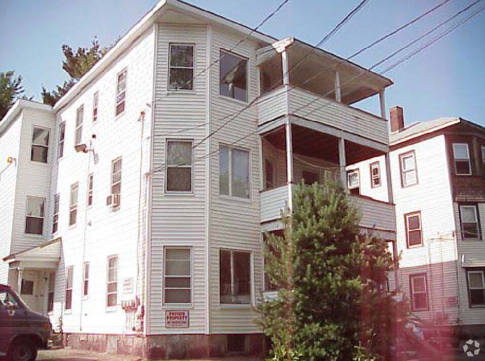 124126 Kendall St, Framingham, MA 01702 Apartments in Framingham, MA