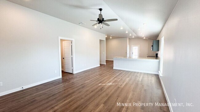 Building Photo - 2156 Kokomo Ave