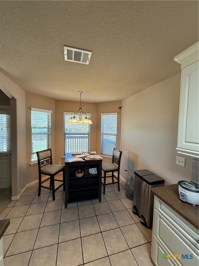 Building Photo - 1648 Sunfire Cir