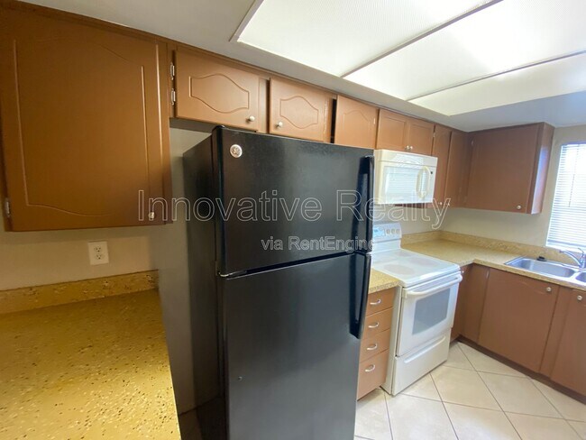 Foto del edificio - 623 E San Sebastian Ct