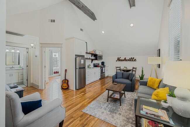 Building Photo - 906 N 5th St