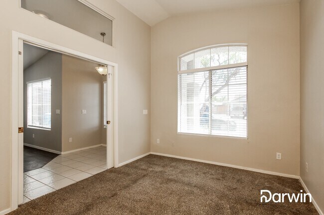 Building Photo - 4724 N 89th Dr