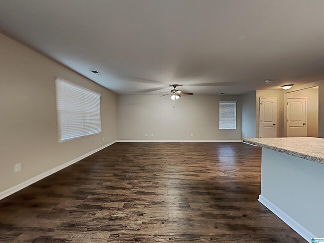 Building Photo - 330 Reed Way