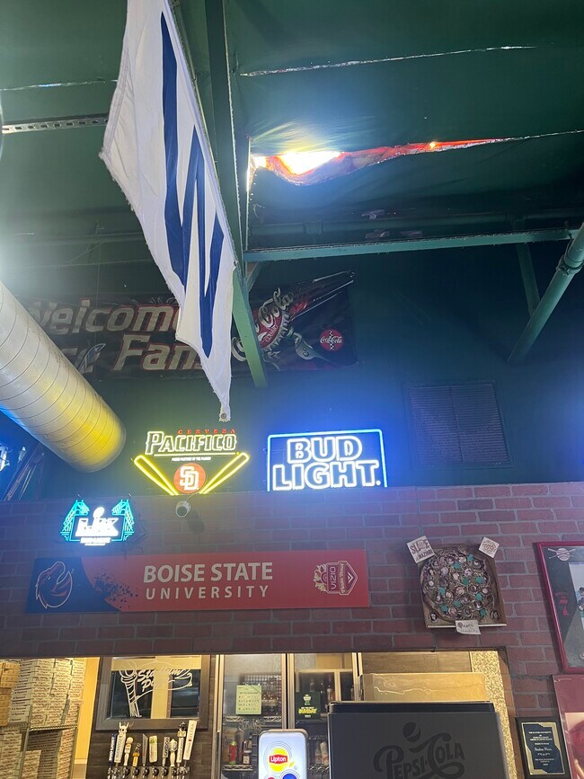 Foto del edificio - 951 N Auburn Ave