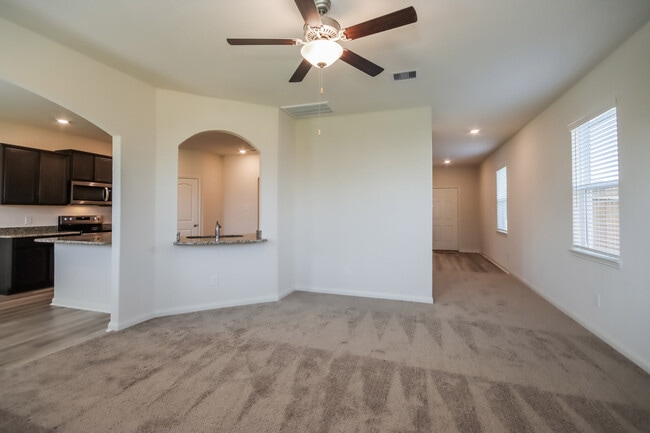 Foto del edificio - 8414 Bermuda Blue Rd