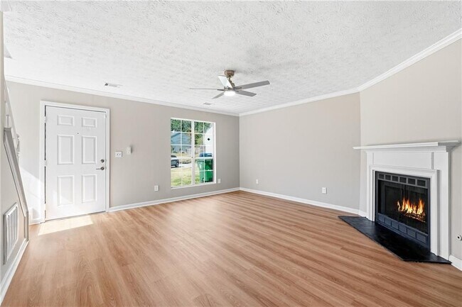 Foto del edificio - 5651 Wells Cir