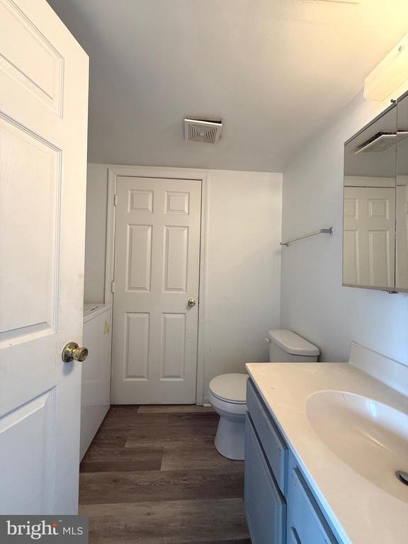 Building Photo - 21438 Manon Way