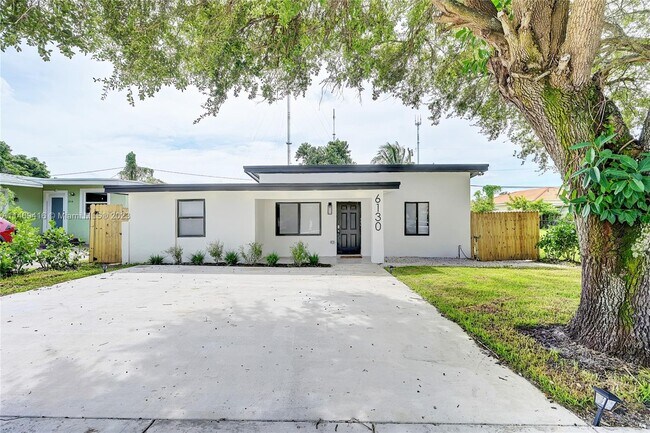 Foto del edificio - 6130 SW 38th St