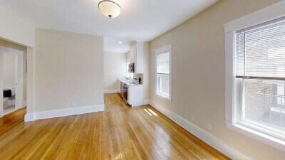 Building Photo - 303 Tappan St