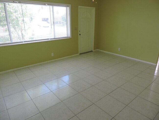 Foto del edificio - 251 W 18th St