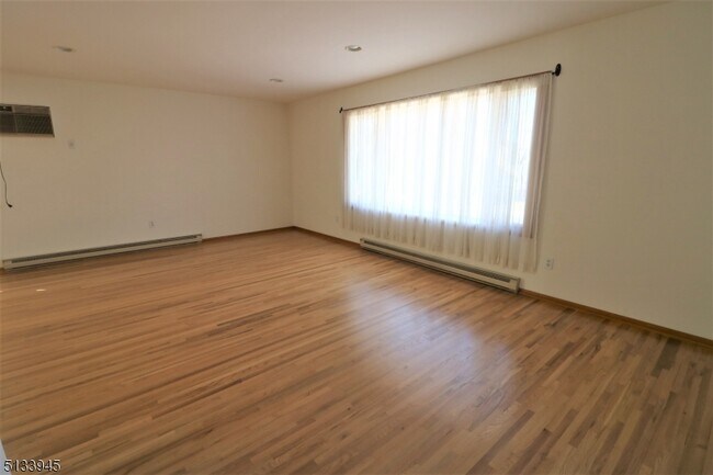 Building Photo - 174 Passaic Ave