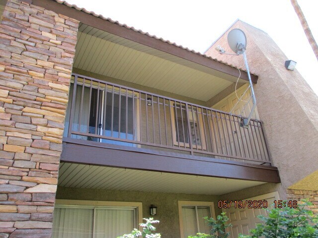Building Photo - 4390 Sandy River Dr