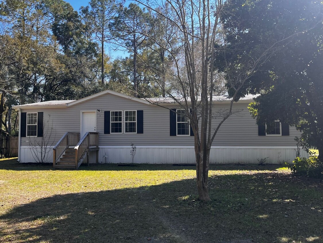 Primary Photo - 3 Bedroom 2 Bath Doublewide Mobile Home