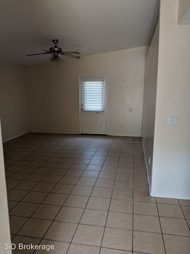Building Photo - 3 br, 2 bath House - 2049 E Cochise Vista