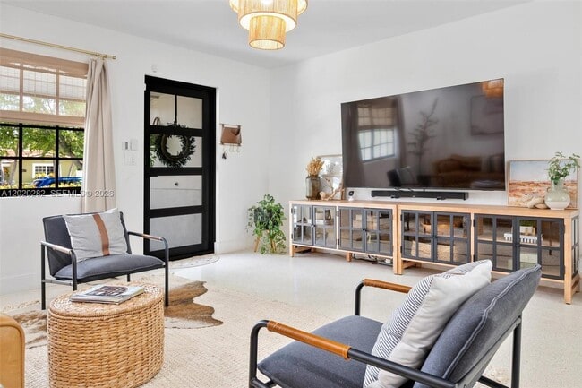 Foto del edificio - 4208 Monroe St