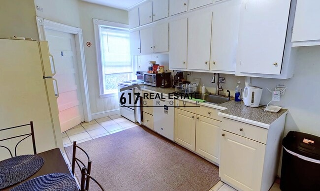 Foto del edificio - 1232 Beacon St