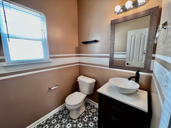 Foto del edificio - 3 bedroom home in sought after Whitaker Place, Virginia Beach