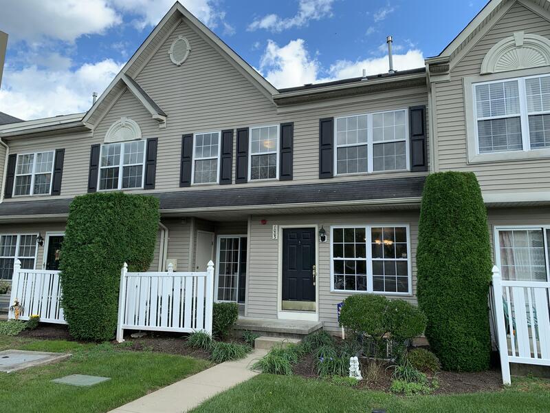 1003 Cherry Wood Ct, Phoenixville, PA 19460 Condo for Rent in