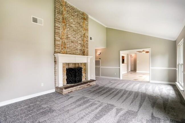 Building Photo - 3111 Oyster Cove Dr