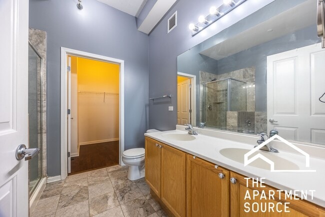 Photo - 1464 S Michigan Ave Apartment