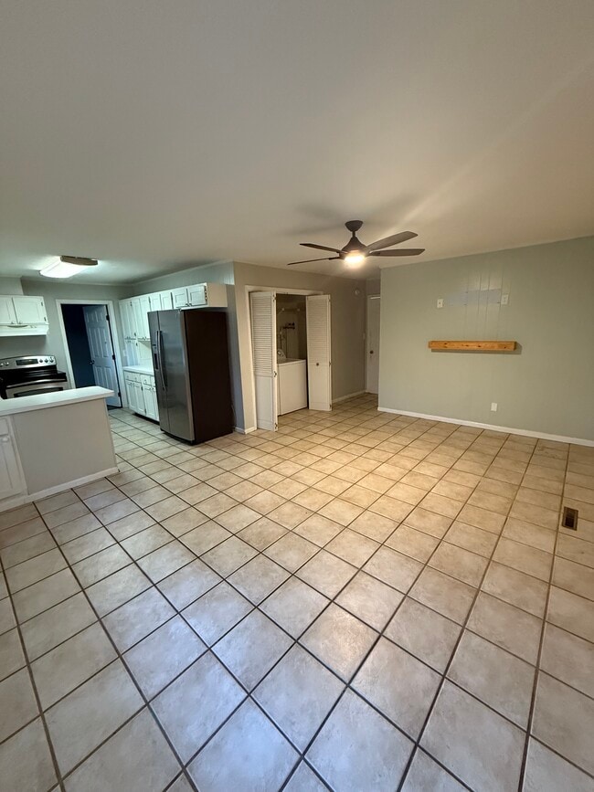 Foto del edificio - 2506 Fritz Ln