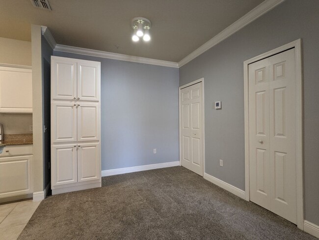 Building Photo - Southern Pines Condo in Winter Garden