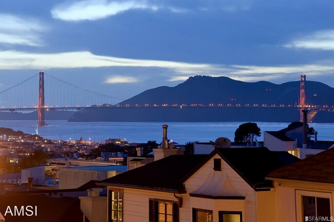 Building Photo - 3 br, 3 bath House - 1141 Chestnut St #3