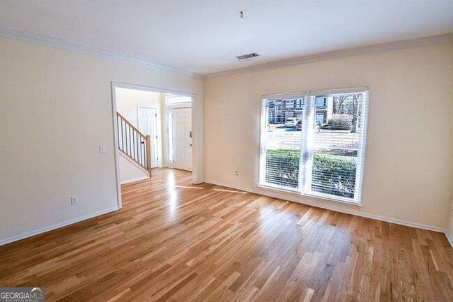 Building Photo - 1865 Oak Tree Hollow