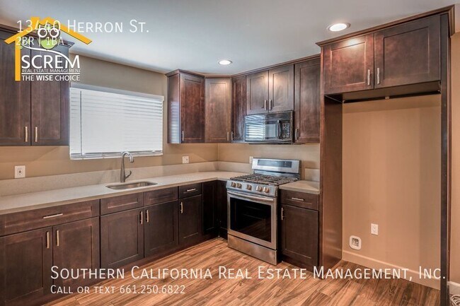 Foto del edificio - Two Bedroom One Bathroom A.D.U in Sylmar