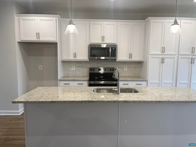 Foto del edificio - 5178 Golf Dr