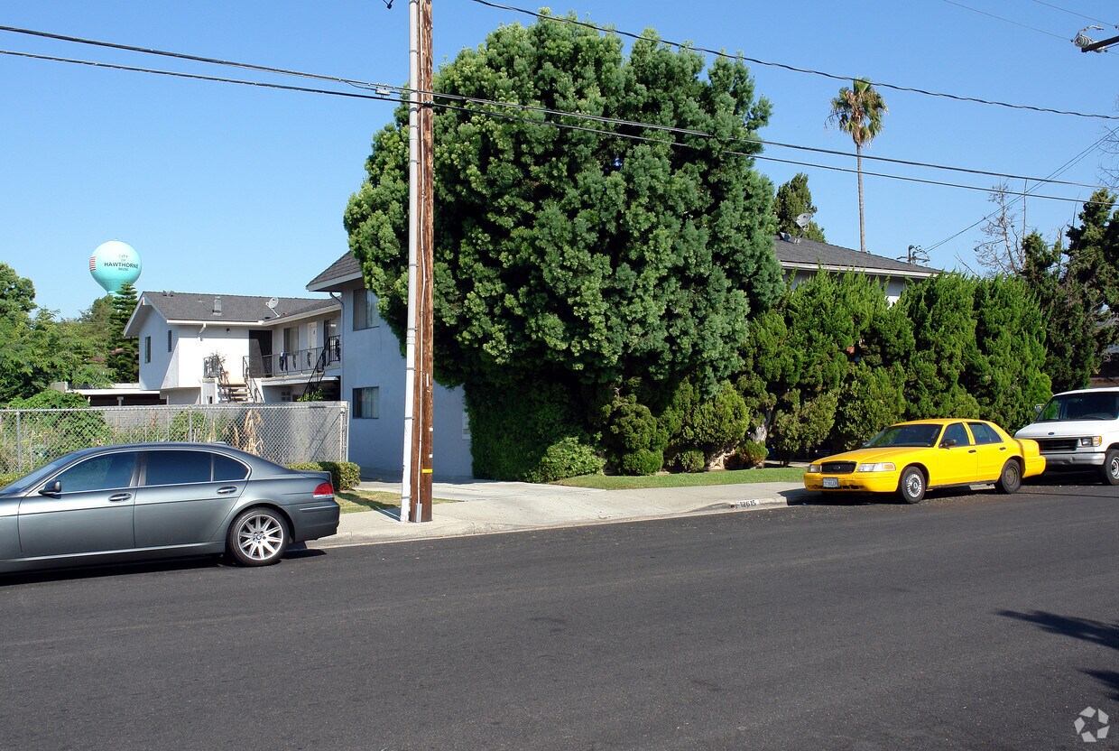 12615 Grevillea Ave, Hawthorne, CA 90250 Apartments in Hawthorne, CA