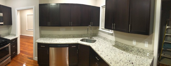 Kitchen - 45 Coburn St