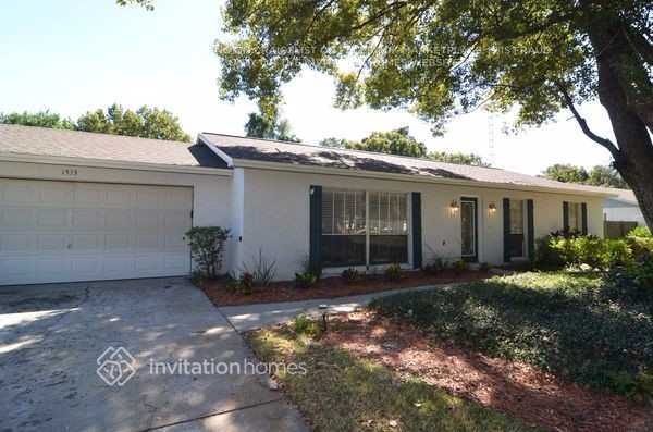 Foto del edificio - 1513 Highcrest Cir