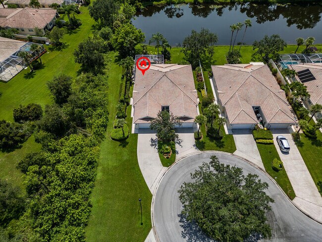Building Photo - 8408 SE Paurotis Ln