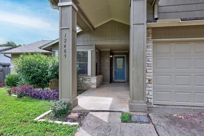 Building Photo - 12405 Blossomwood Dr