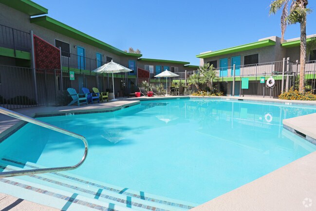 Cabana At The Pointe Apartments Phoenix Az Building Photo Cabana At The Pointe