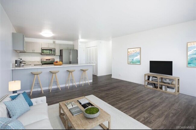 Building Photo - 1830 Wilikina Dr