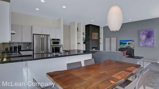 Foto del edificio - 3 br, 2 bath House - 126 W San Carlos Road