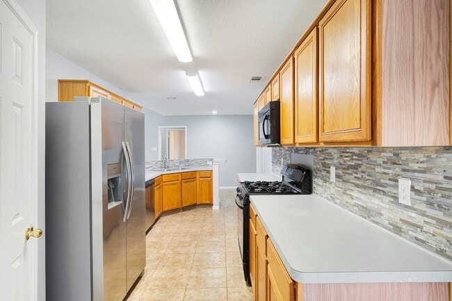 Building Photo - 2922 Abbey Field Dr