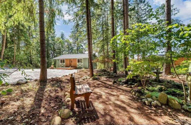 Building Photo - 22315 Overlake Loop SE