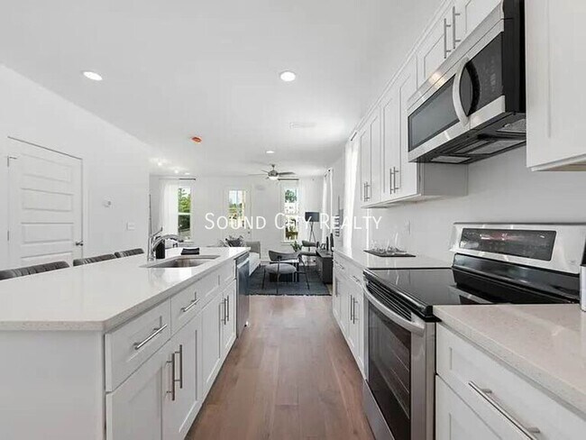 Foto del edificio - 806 Briar Cir