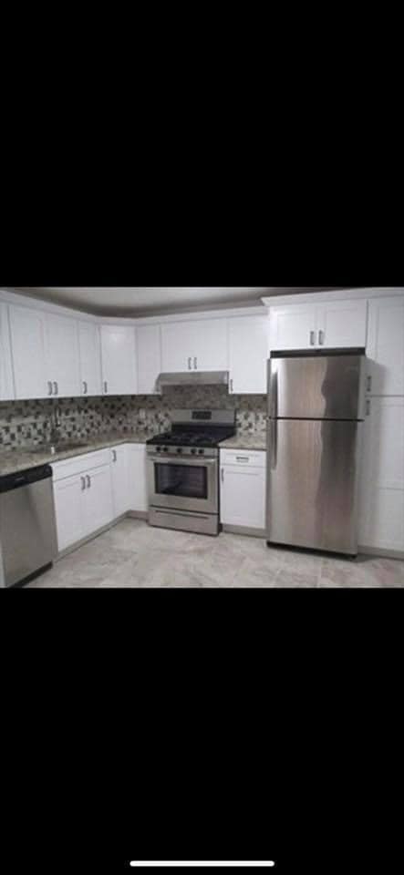 Building Photo - 14 Kenmar Dr