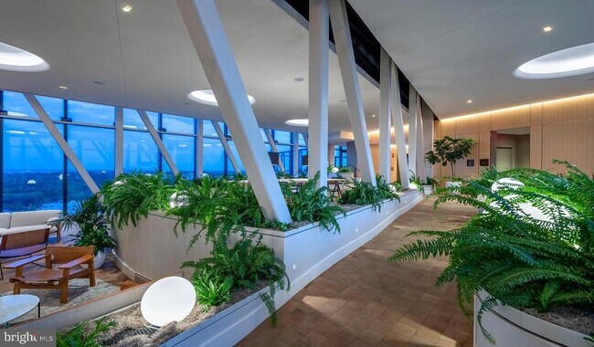 Foto del edificio - 4710 Elm St