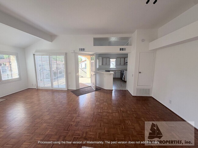 Foto del edificio - Coastal Condo in Newport Beach!