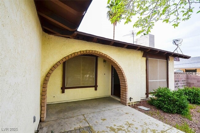Building Photo - 708 Northstar St