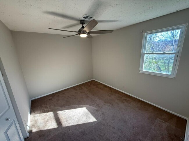 Foto del edificio - 4617 Longbranch