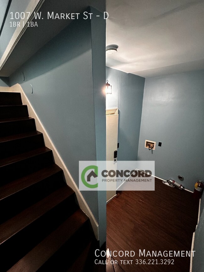 Foto del edificio - 1007 W Market St