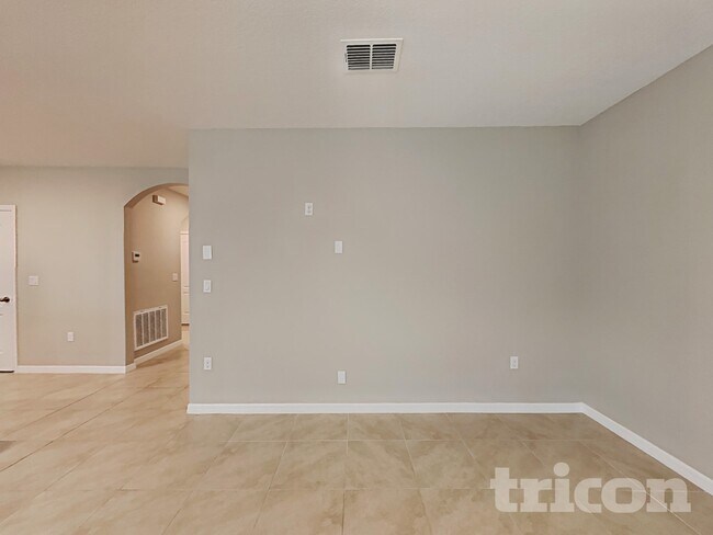 Building Photo - 3744 Moonflower Ln